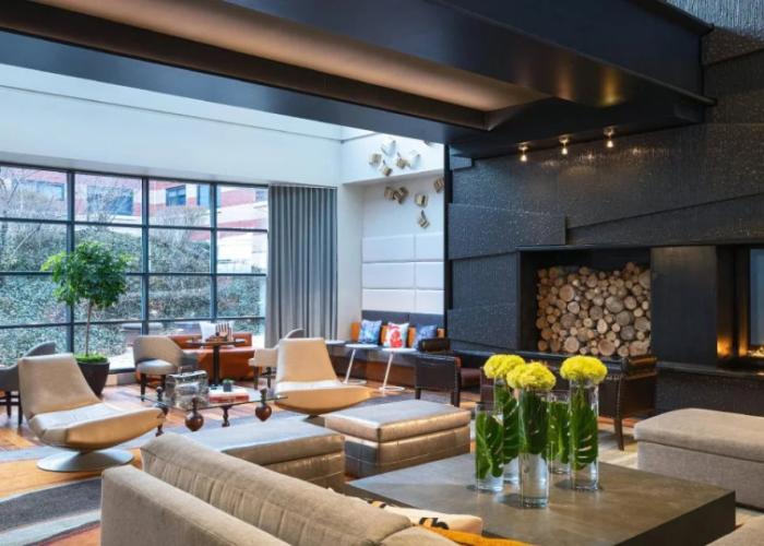 The Baronette Renaissance Detroit-Novi Hotel