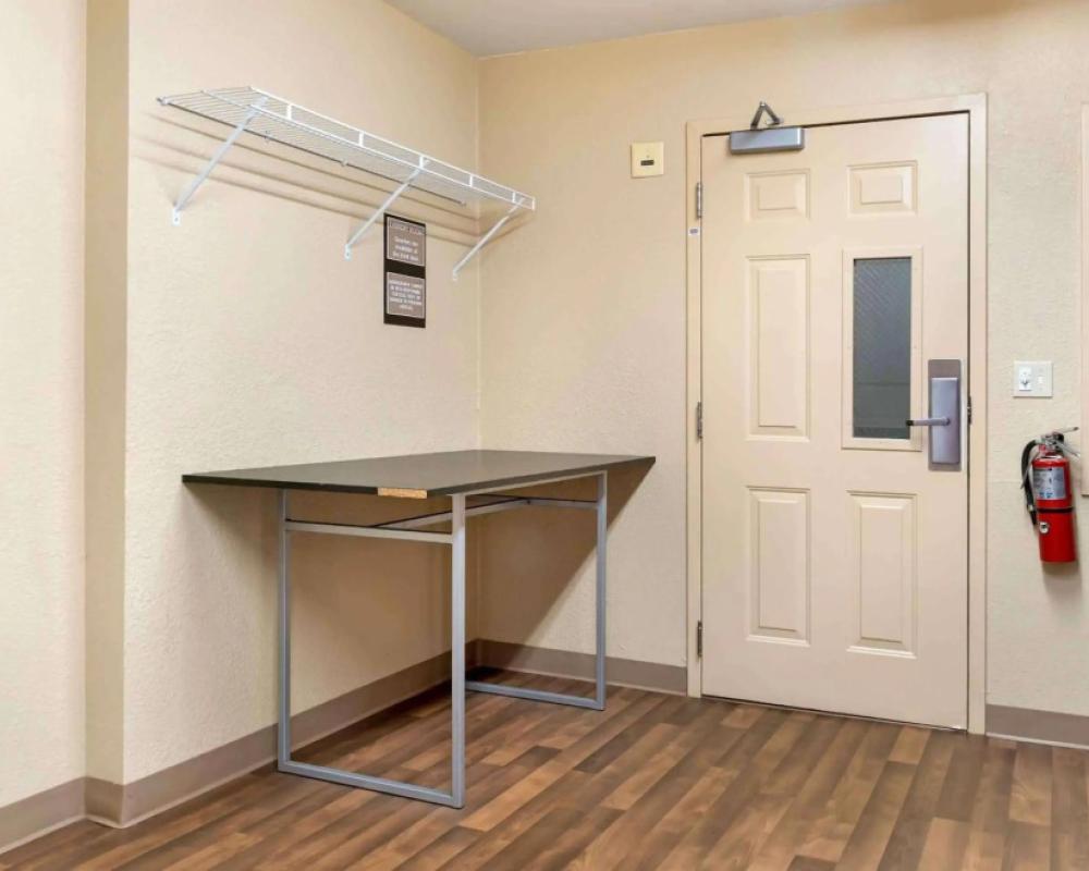 фото Extended Stay America Suites Detroit Novi Orchard Hill Place