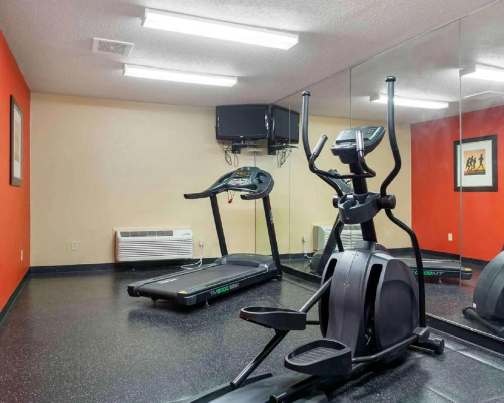 фото Extended Stay America Suites Detroit Novi Orchard Hill Place