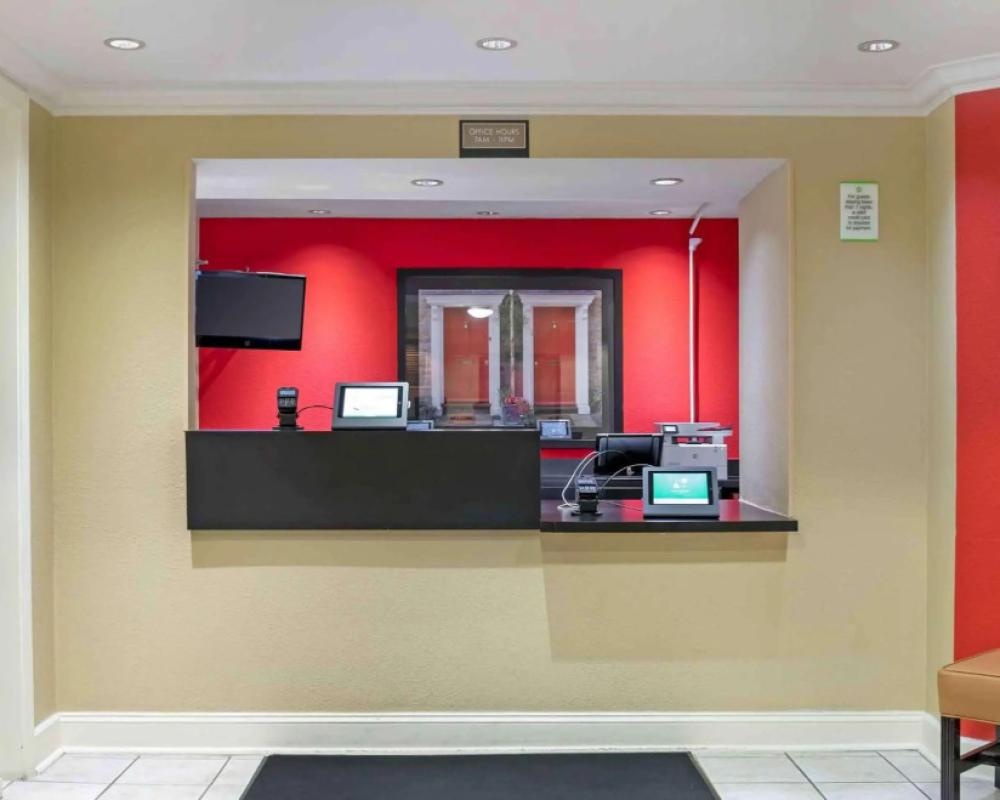 фото Extended Stay America Suites Detroit Novi Orchard Hill Place