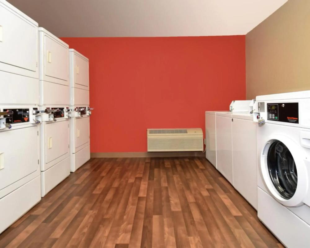 фото Extended Stay America Suites Detroit Novi Orchard Hill Place