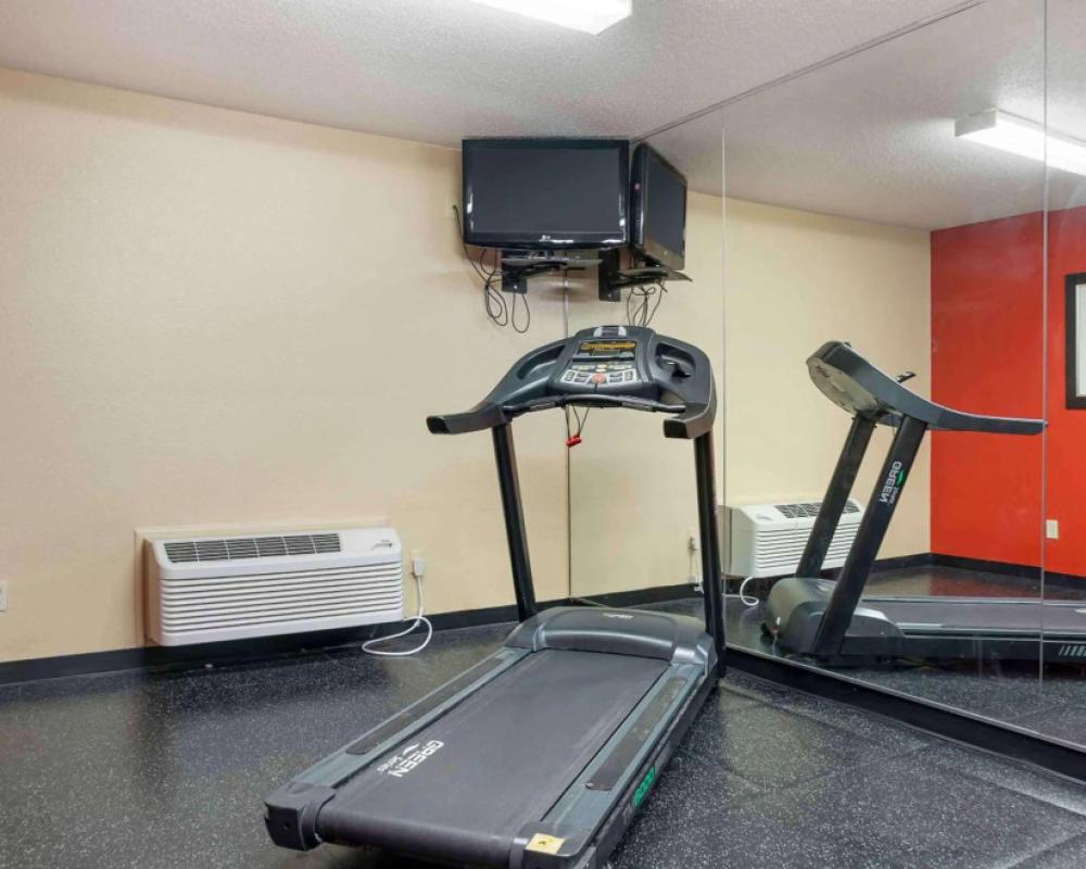 фото Extended Stay America Suites Detroit Novi Orchard Hill Place