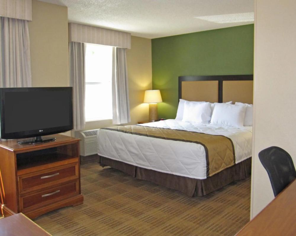 фото Extended Stay America Suites Detroit Novi Orchard Hill Place