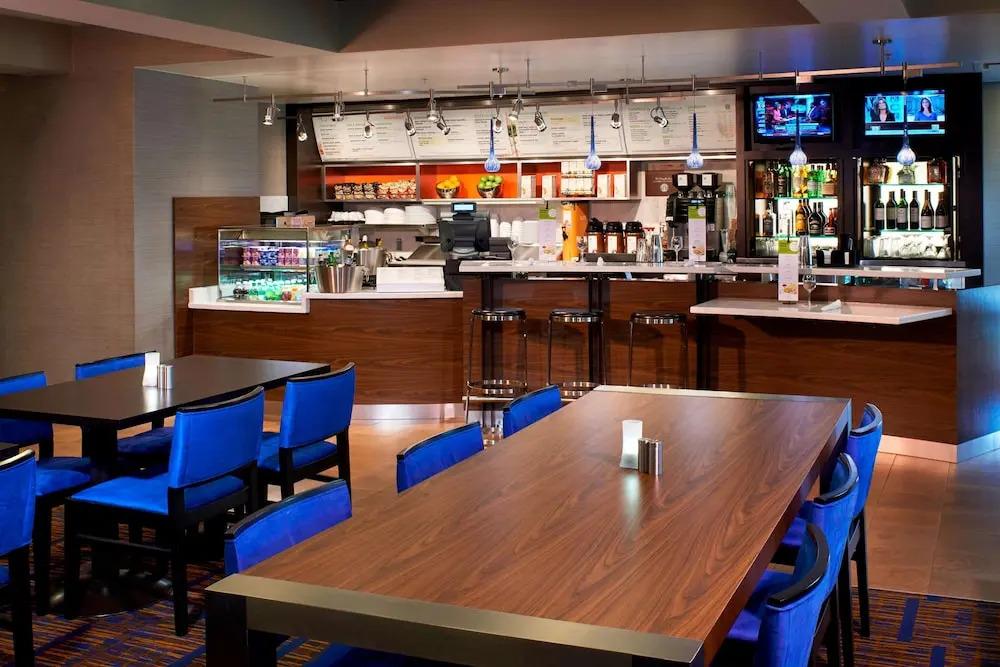 фото Sonesta Select Detroit Novi (Ex.Courtyard Detroit Novi)