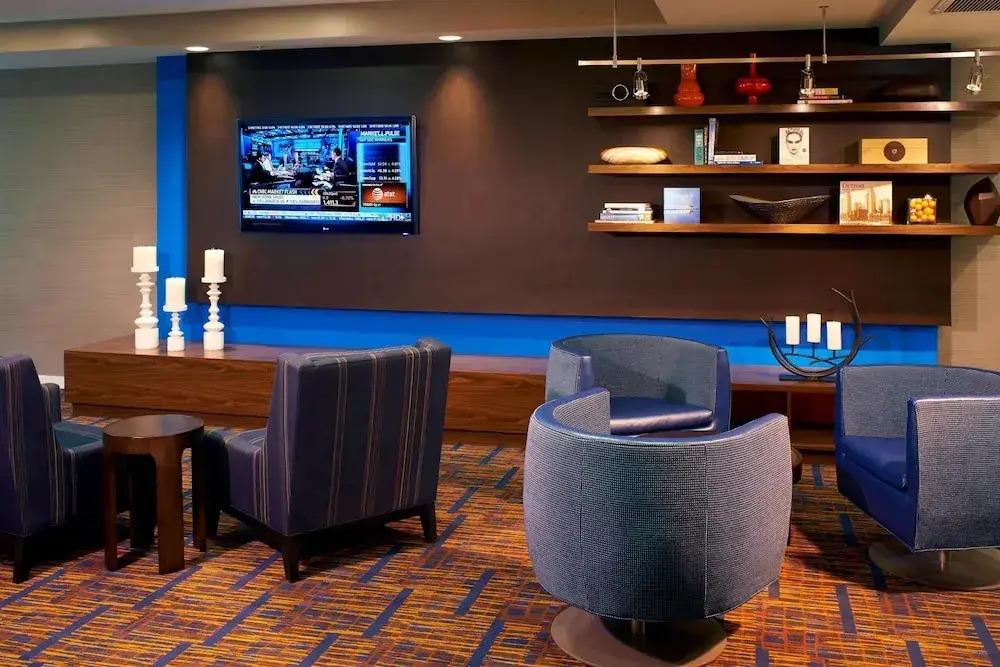 фото Sonesta Select Detroit Novi (Ex.Courtyard Detroit Novi)