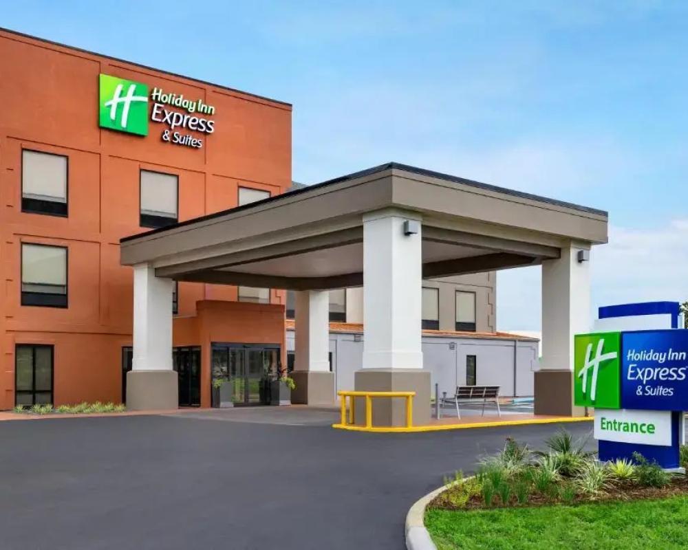 Holiday Inn Express & Suites Opelousas by IHG