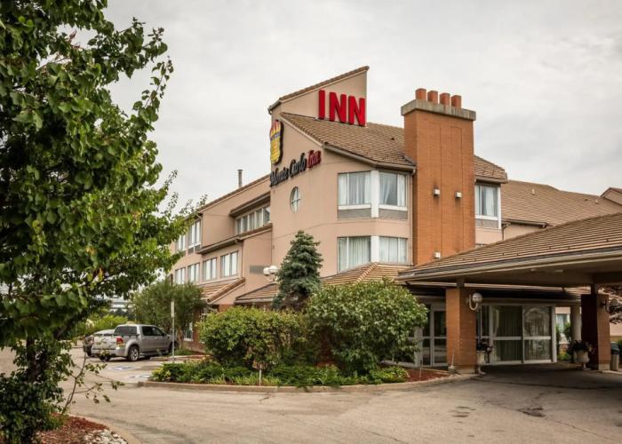 Monte Carlo Inn Oakville Suites