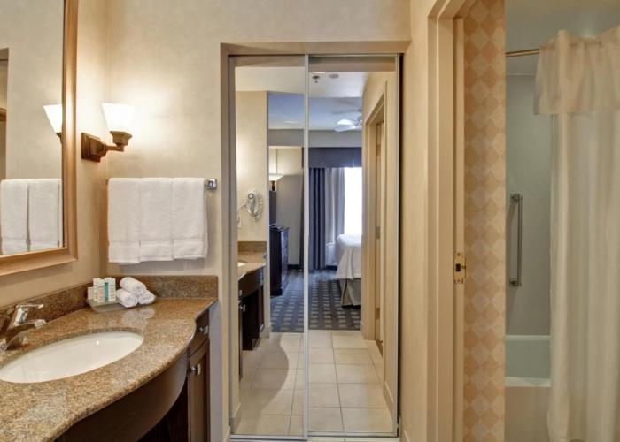 Homewood Suites by Hilton Toronto Oakville