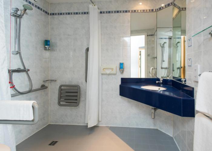 Holiday Inn Express Northampton - South by IHG