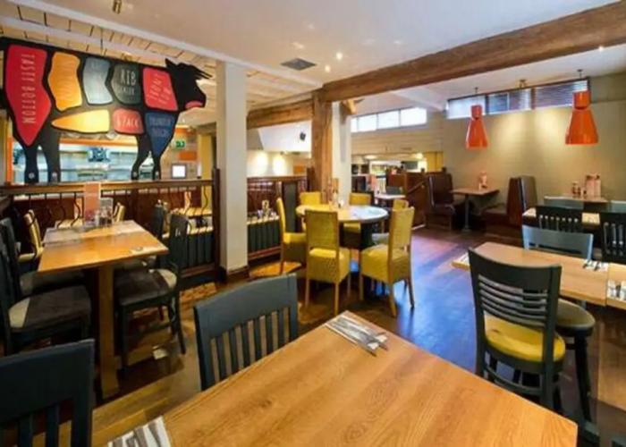 Premier Inn Northampton West (Harpole)
