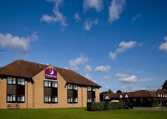 Premier Inn Northampton West (Harpole)