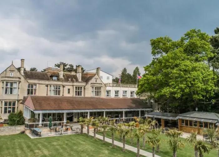 Westone Manor Hotel