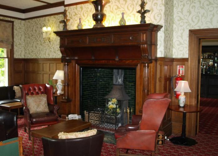 Woodland Manor Hotel