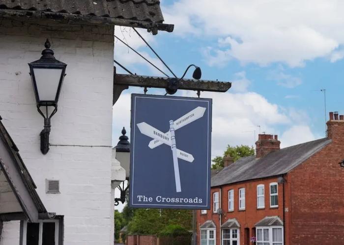 Cross Roads Hotel by Greene King Inns