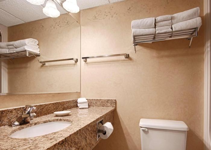 Best Western Plus Orillia Hotel