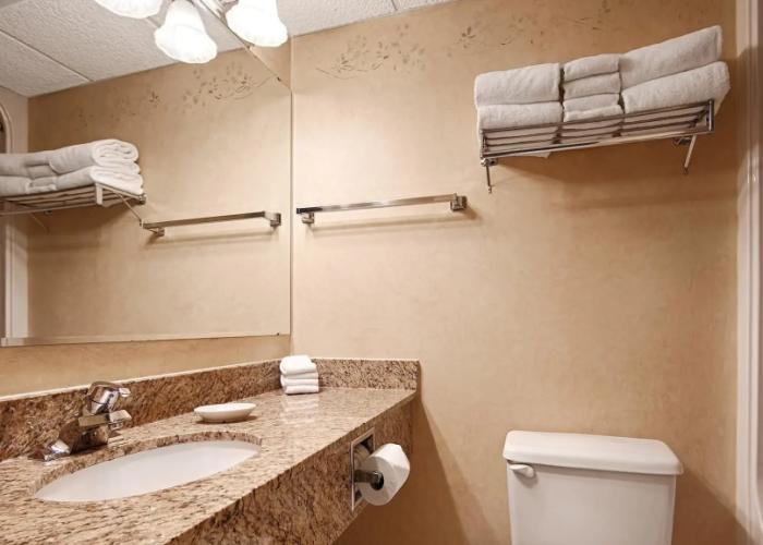 Best Western Plus Orillia Hotel