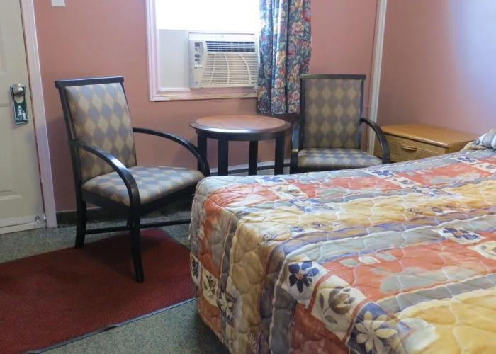 Kings Inn - Orillia