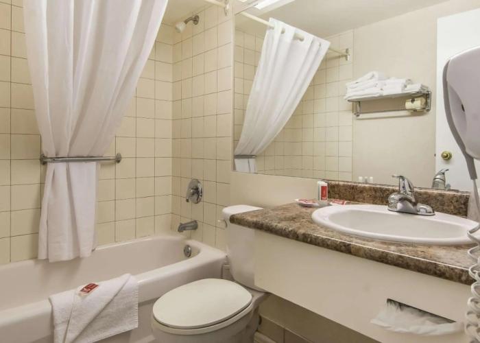 Econo Lodge Orillia