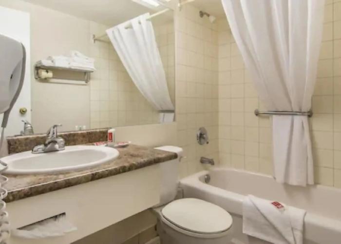 Econo Lodge Orillia