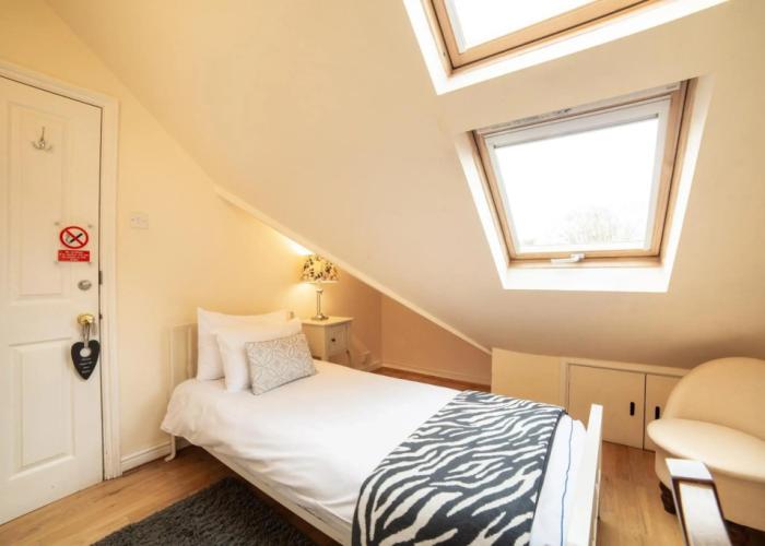 OYO Lonsdale Guest House