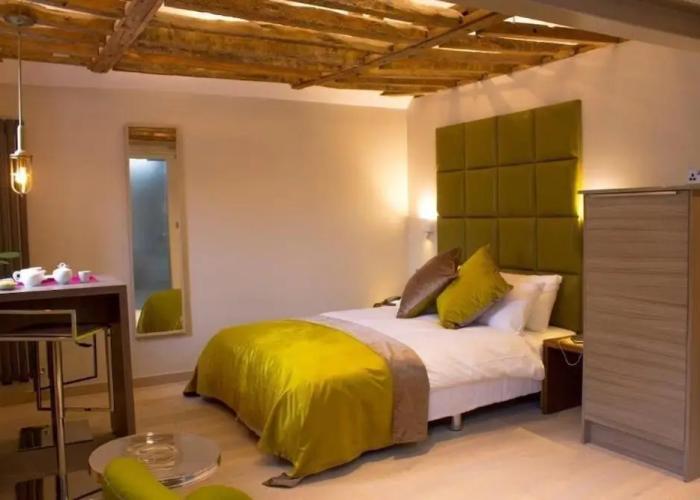 Guesthouse Henry's