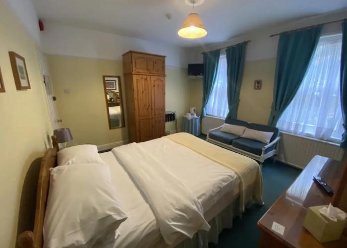 Pickwicks Guest House