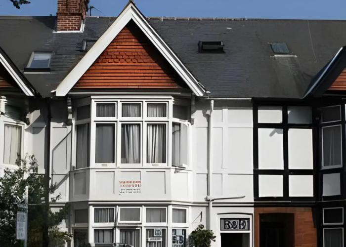 Adams Guest House