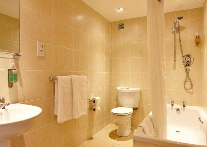 Linton Lodge Hotel, BW Signature Collection
