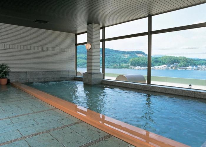 Hamanako Wanwan Paradise Hotel