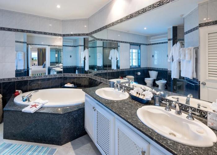 Reeds House 1 by Blue Sky Luxury