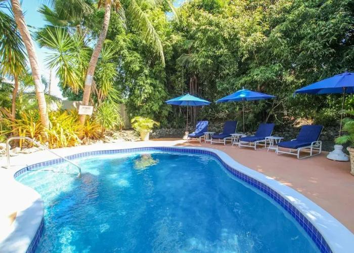 Poolside Paradise Near Beach - Pavilion Villa by Bluescape