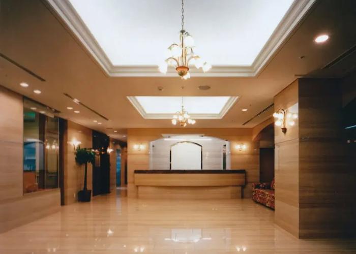 Hotel Crest Dio