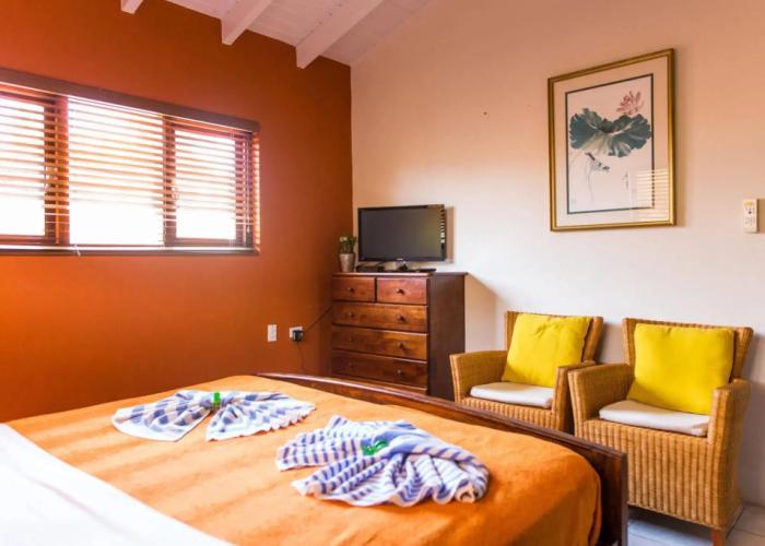 Cariñas Studio Apartments