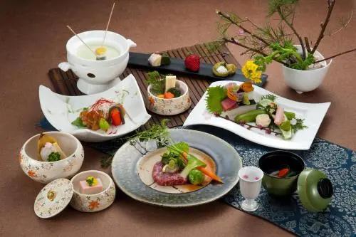 Nagame no Yakata Kounkaku