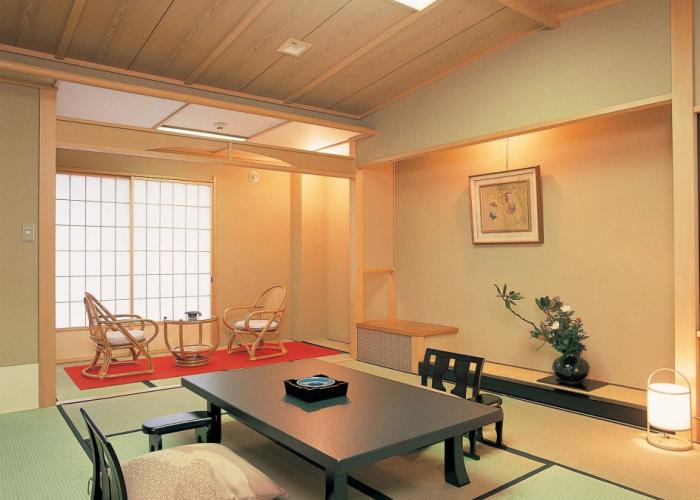 Kasuga Hotel