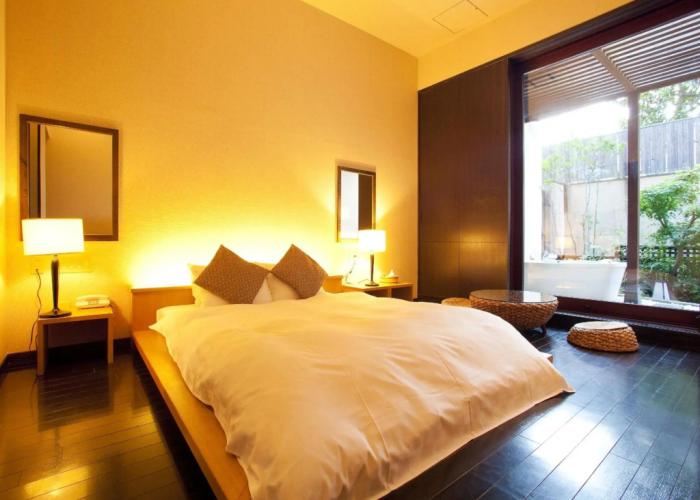 Hotel Allamanda