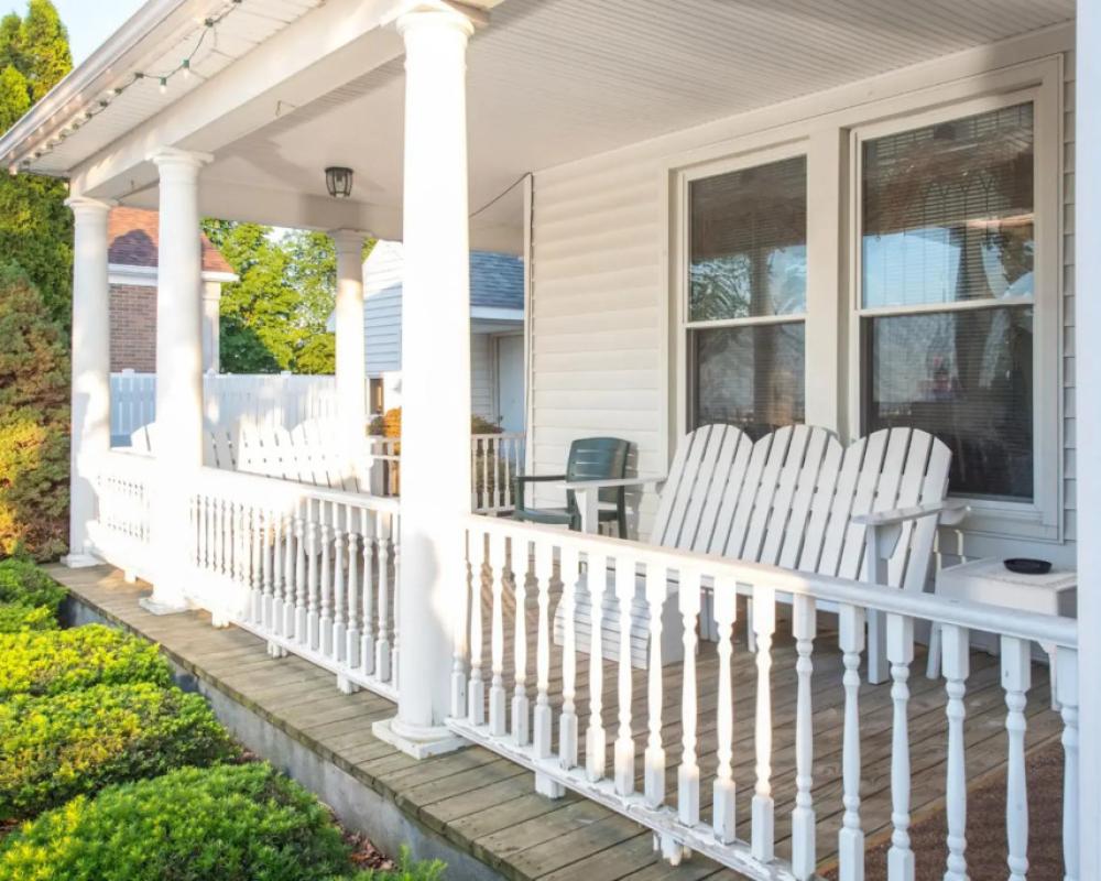 Our Guest Inn and Suites - Downtown