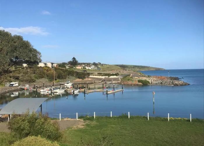 Penneshaw Oceanview Apartments