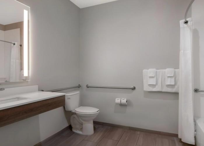 Holiday Inn Express Hotel & Suites Prattville South by IHG