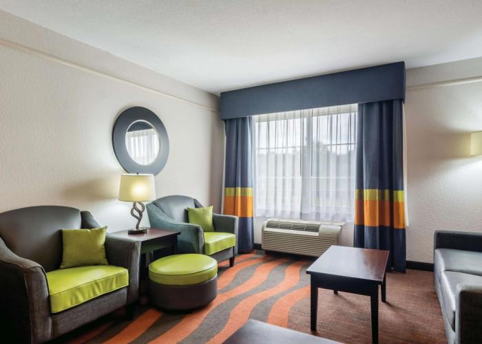 La Quinta Inn & Suites by Wyndham Prattville