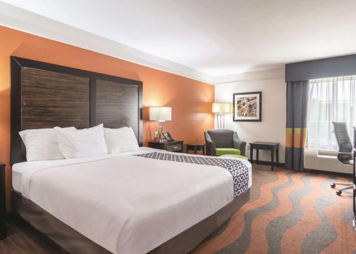 La Quinta Inn & Suites by Wyndham Prattville