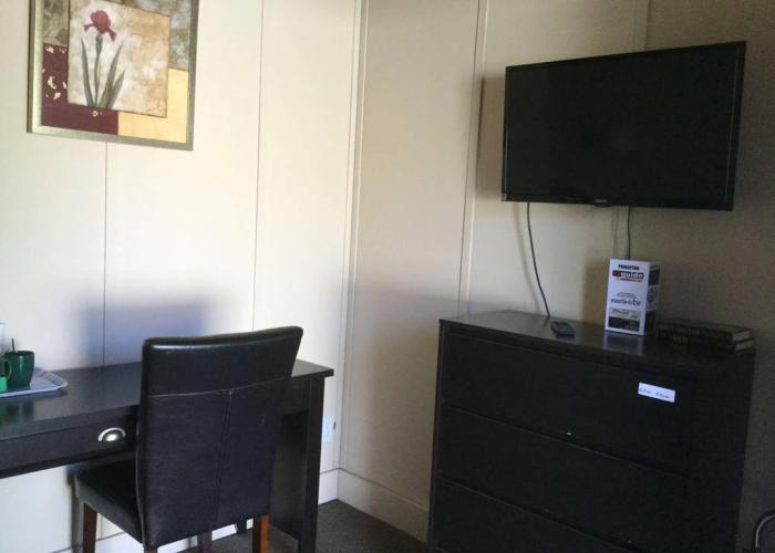 Cedars Motel