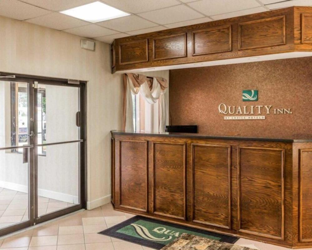 Quality Inn Pell City I-20 exit 158