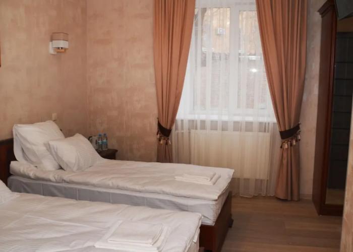 Hotel Centralnyi