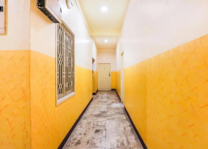 Santhi Inn