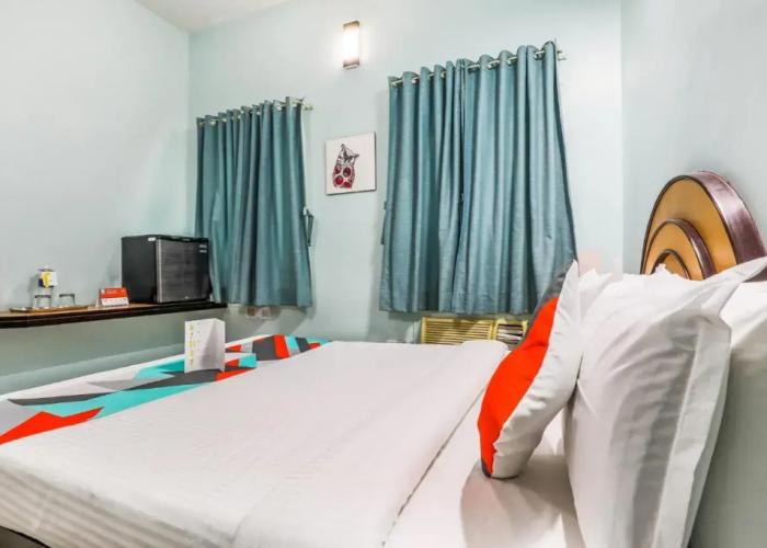 Santhi Inn