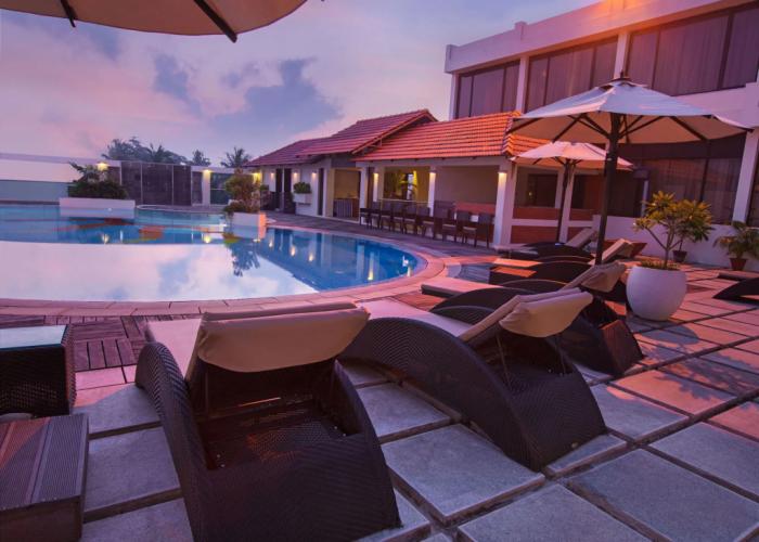 Sunway Manor