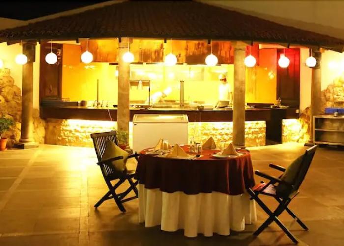 Anandha Inn Convention Centre and Suites