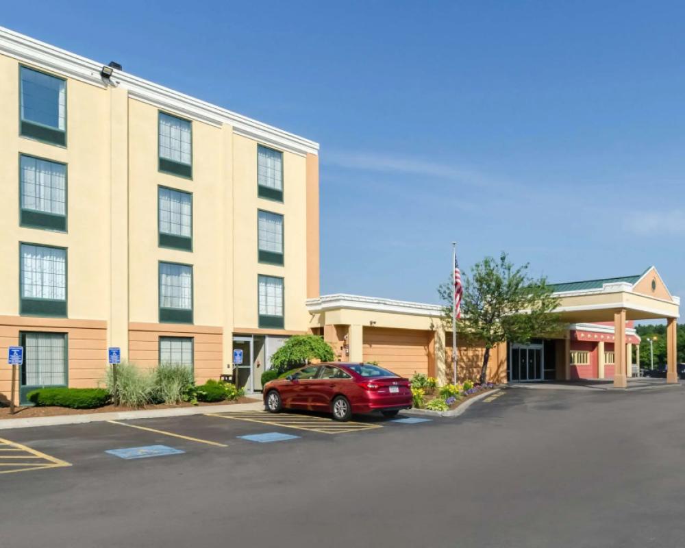 Comfort Inn Randolph - Boston