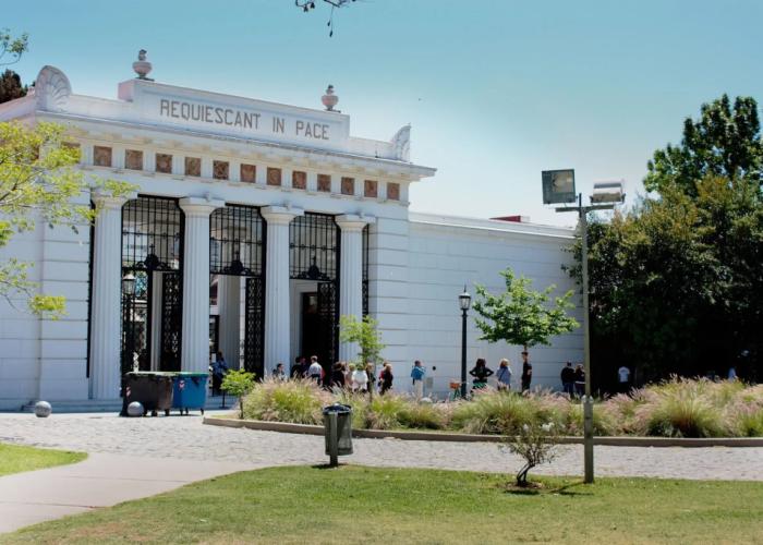 CH Recoleta Suites